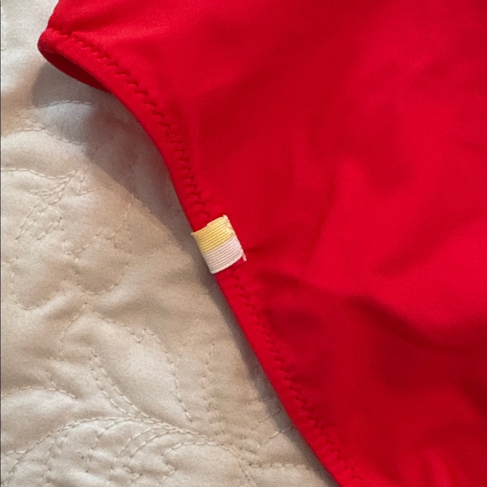 Summersalt sidestroke. Size 10. - Picture 4 of 5